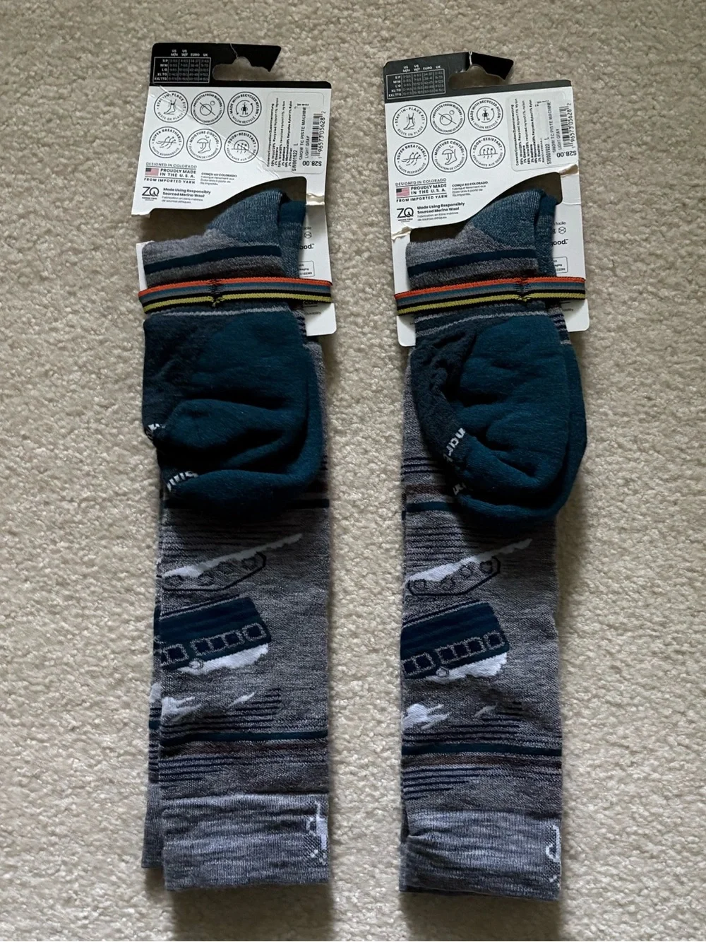 NWT 2 Pairs of SmartWool Snowboard Targeted Cushion Over The Calf Socks.